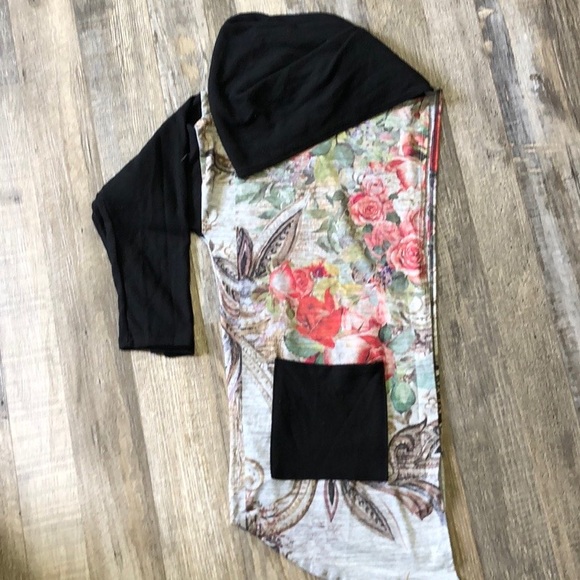 Plus size cardigan - Picture 2 of 7